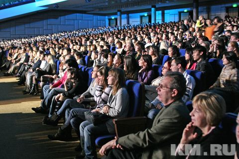 При нажатии появляется картинка большего размера